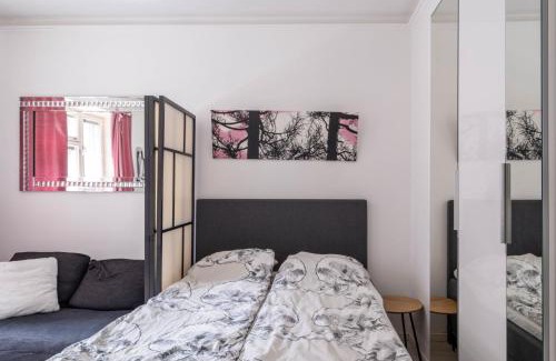 Punavuori Apartment | Cozy Sailor's Apartment: 4-Star Pet-Friendly Retreat