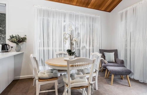 Inverloch Apartment | Premium Oceanfront Retreat at Sails Five - Inverloch