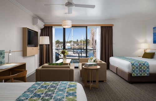 Port Macquarie Hotel | Oceanfront Escape at Sails Port Macquarie by Rydges