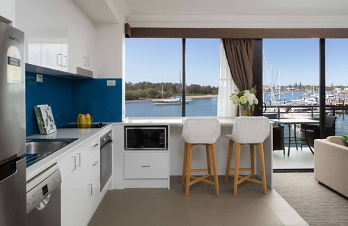 Port Macquarie Hotel | Oceanfront Escape at Sails Port Macquarie by Rydges
