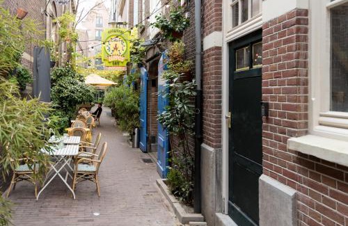 Old Town House | Cozy Saint Claire Studio: Family-Friendly Retreat Awaits