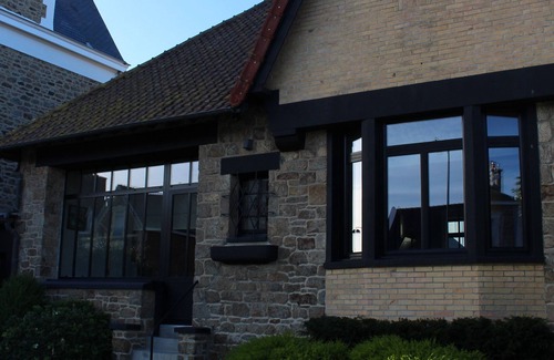 Courtoisville-Sillon-Moka House | Beachside Retreat in Saint-Malo with Spa & Hot Tub