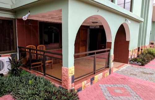 Weija House | Family-Friendly Stay at Saint Mary Guesthouse