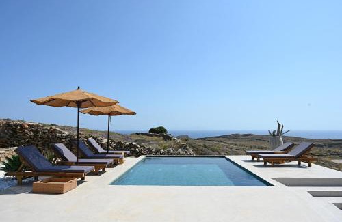 Kithnos Villa | Experience Saint Nicholas Resort Villas: Rated 9.8/10!