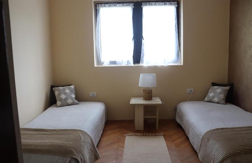 Bajina Basta Apartment | Family-Friendly Saint Nicolas Bajina Bašta with 10/10 Rating