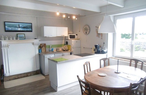 Plouezec House | Saint-Paul House: Serene Escape Near Tranquil Beaches