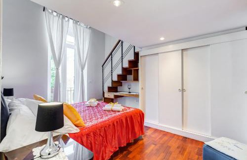 Quartiere XIII Aurelio Apartment | Elegant Saint Peter Domus: 4-Star, Pet & Child Friendly