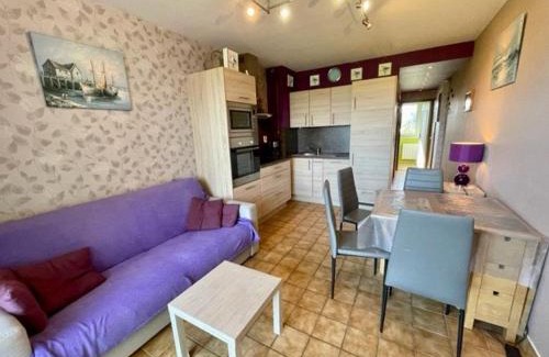 Saint-Pierre-Quiberon Apartment | Cozy 2-Room Apartment with Sea View, Steps from the Beach