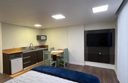 Czerniewicz Apartment | Top-Rated Saint Sebastian 107: Pet-Friendly Retreat