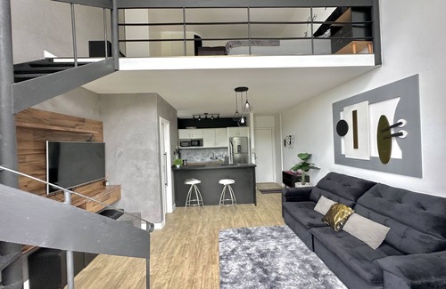 Czerniewicz Apartment | Pet-Friendly Saint Sebastian Flat with Pool & Hot Tub