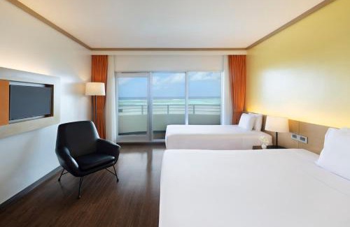 Susupe Resort | Inviting Saipan World Resort: Oceanfront Bliss for Families