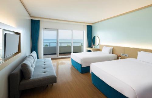 Susupe Resort | Inviting Saipan World Resort: Oceanfront Bliss for Families