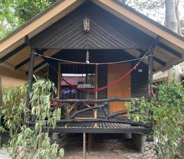 Koh Tao Resort | Oceanfront Retreat at Sairee View Resort with Pool Access