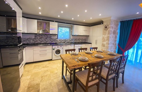 Faralya Villa | Relax at Sait Baba: Forest Retreat with Ocean Views
