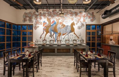 Turiya Hotel | Discover Saj In The Forest: 10/10 Review, Pool & Ocean View