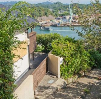 Onomichi House | Discover Saka no Kaze: Family-Friendly Retreat with High Ratings