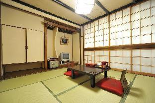 Minamiuonuma Hotel | Explore Sakadojo: Family-Friendly & Accessible Retreat