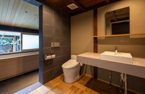 Sakai Ward Hotel | SAKAINOMA HOTEL 柳 Yanagi