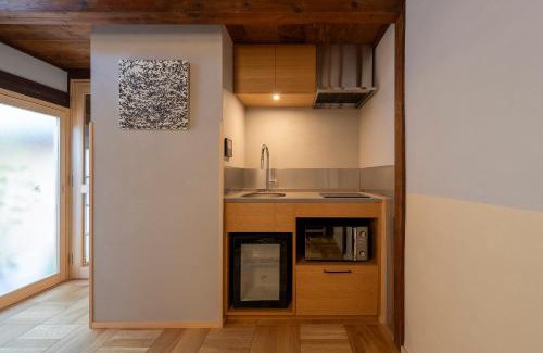 Sakai Ward Hotel | SAKAINOMA HOTEL 柳 Yanagi