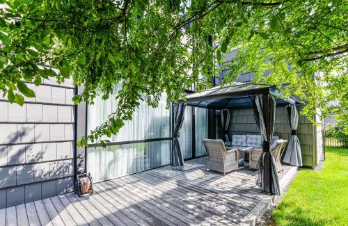 Palanga Apartment | Oceanfront Escape at Sakalo 9 Cottages in Palanga