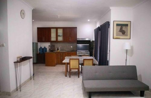 Jakarta House | Family-Friendly Stay at SakaLoka Kebagusan Hotel