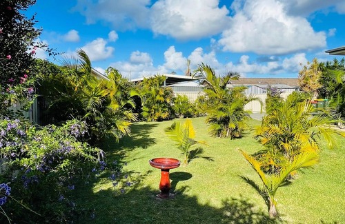 Tuncurry House | Pet Friendly Sakari's Sanctuary with Oceanfront Views
