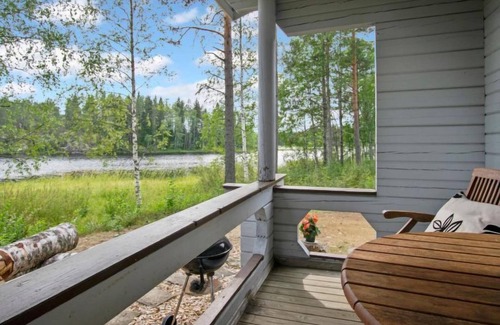 Kaavi House | Relax at Sakarinniemi: Lake View Getaway with Spa & Kitchen