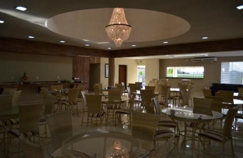 Sao Jose do Rio Preto Hotel | Discover Sakr Hotel Rio Preto: Pet-Friendly Haven with Pool