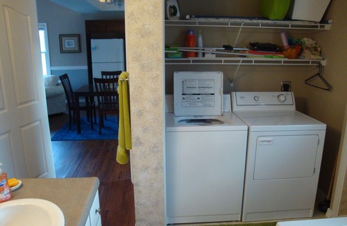 Sunrise Beach House | Seaside Escape: SAKS 1 Bedroom with Ocean & Sunset Views