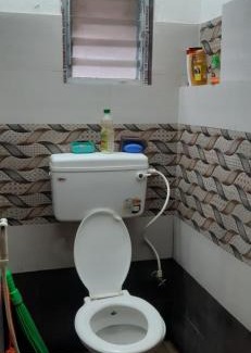 Garia House | Cozy Sakshi Home Stay with Breakfast Included