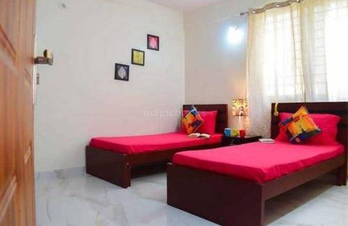 Garia House | Cozy Sakshi Home Stay with Breakfast Included