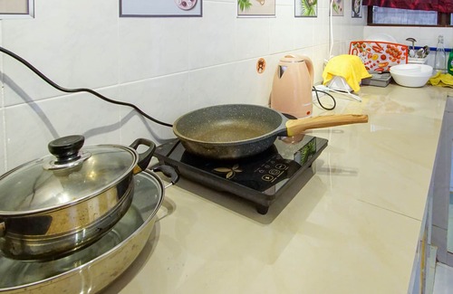 Batu Ferringhi Apartment | Discover Sakura Home: Family-Friendly Retreat in Batu Ferringhi