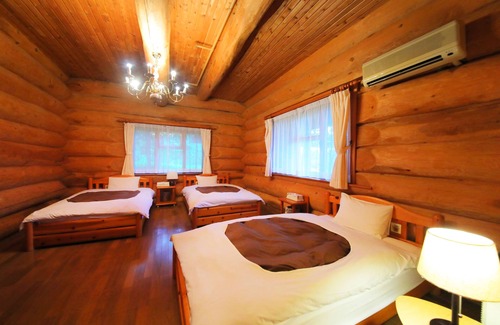Kirishima House | Relax at Sakura Hot Springs with Family-Friendly Amenities