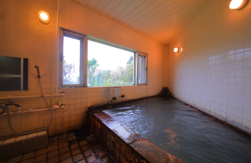 Kirishima House | Relax at Sakura Hot Springs with Family-Friendly Amenities