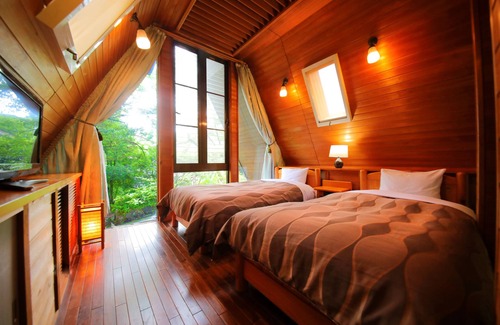 Kirishima House | Relax at Sakura Hot Springs with Family-Friendly Amenities