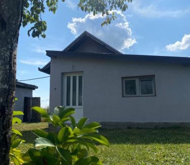 Novi Sad House | Pet-Friendly Salaš na dan in Futog - Guest Rated 10/10