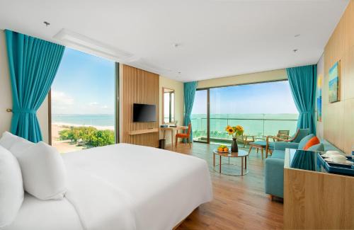 Tuy Hoa Hotel | Unwind at Sala Grand TuyHoa Hotel with Oceanfront Views
