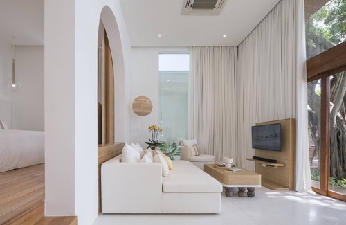 Bophut Resort | Experience SALA Samui Chaweng Beach Resort: Guest Rated 9.8