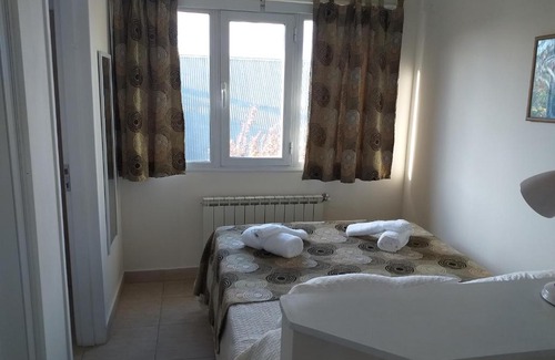 Macrozona Bahia Redonda y Primeros Faldeos Apartment | Family-Friendly Salamandra Apartamentos with Top Ratings