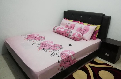 Bandar Sri Sendayan House | Welcoming SalamMuslimonly Homestay with Family-Friendly Amenities