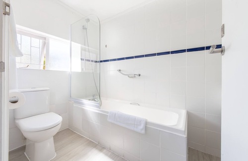 Saldanha Hotel | Discover Saldanha Bay Hotel: Family-Friendly with Pool & Spa