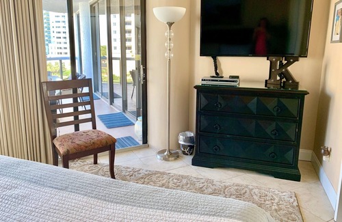 Miramar Beach Condo | Guest Rated 10/10: Beach Service, Ocean Views & Pool Access