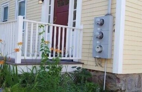 Beverly Apartment | Ideal Salem/Beverly Getaway for Summer Fun and Relaxation