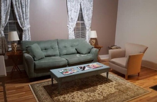 Beverly Apartment | Ideal Salem/Beverly Getaway for Summer Fun and Relaxation