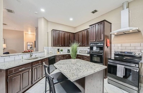 Grand Prairie House | Salem Home in Grand Prairie