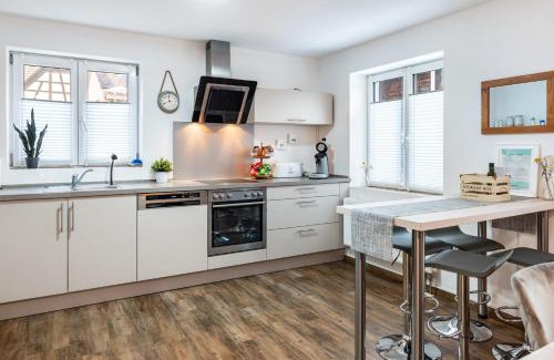 Mimmenhausen Apartment | Discover Salem's Treasure Manor: Family-Friendly Escape