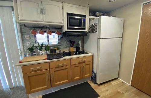 Candler House | Guest Rated: 9.8 at SalemOasis Glamping RV near Silver Spring