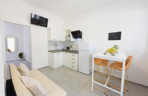 San Pietro in Bevagna House | Pet-Friendly Salentin Home with Oceanfront Relaxation
