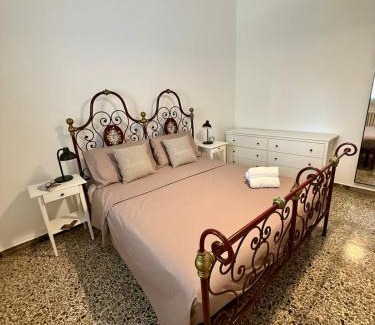 Cutrofiano Apartment | Salento Ferienhaus im Zentrum mit Garage & Garten
