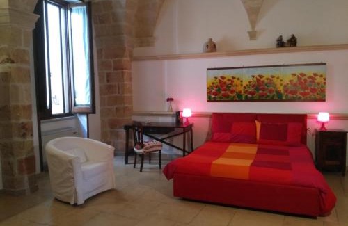 Galugnano Bed & Breakfast | Discover Salento: Il Giardino in Piazza with Hot Tub & More